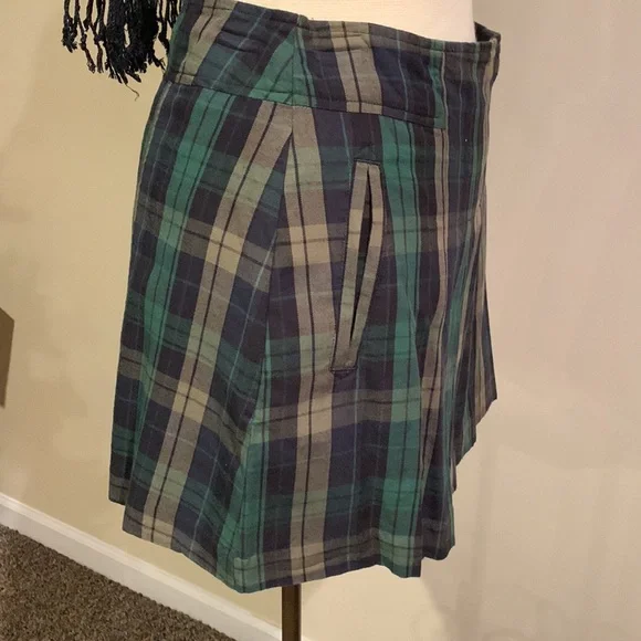Jessica Simpson Plaid Skirt - Green and Black - Picture 3 of 4